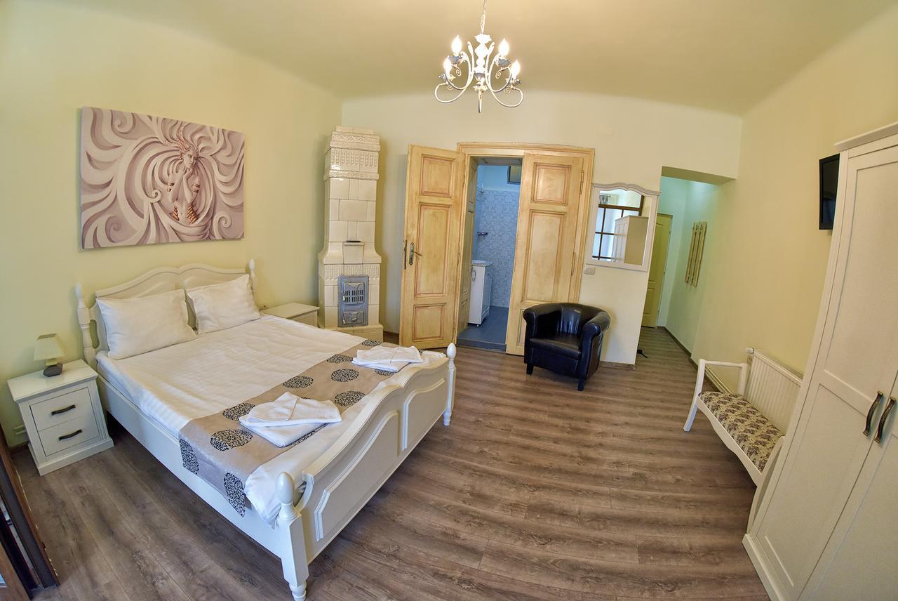 La Maisonnette Braşov Exterior foto